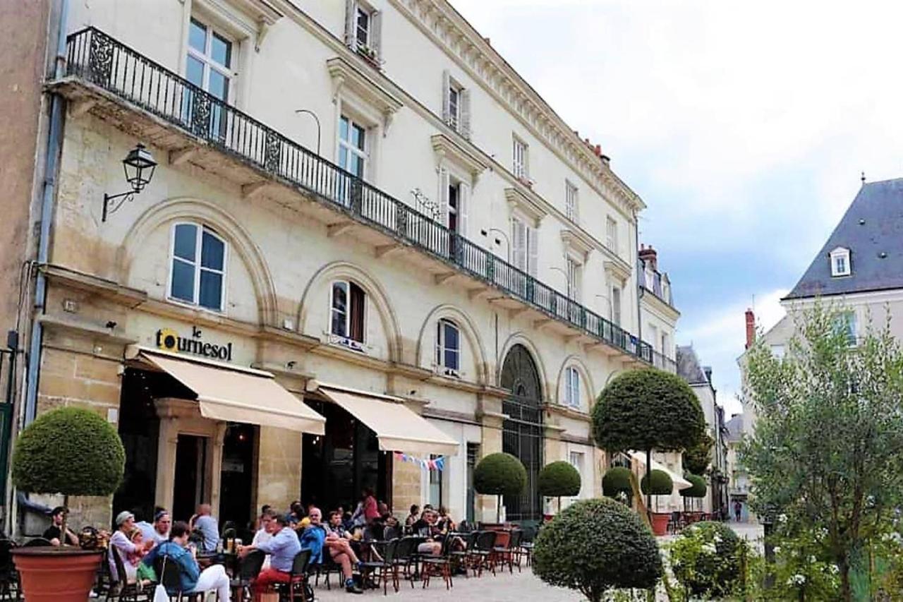 Appartement De Charme Au Coeur Du Centre Historique Tours Exterior foto