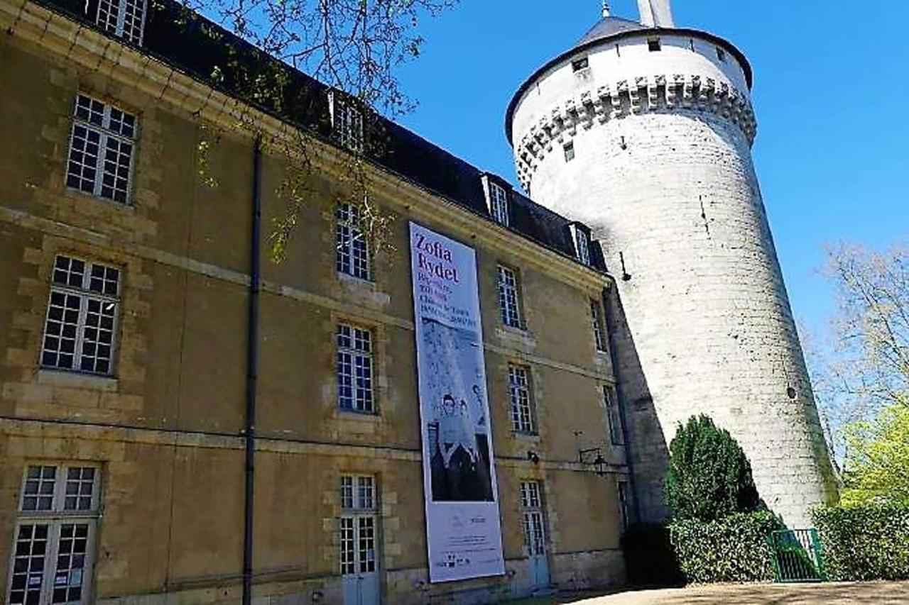 Appartement De Charme Au Coeur Du Centre Historique Tours Exterior foto